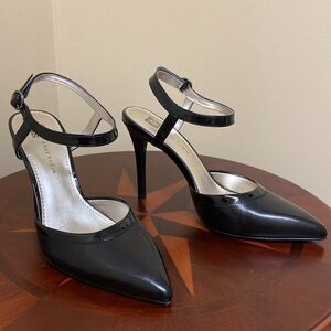 ANNE KLEIN OPEN BACK HEELS (NWOT)